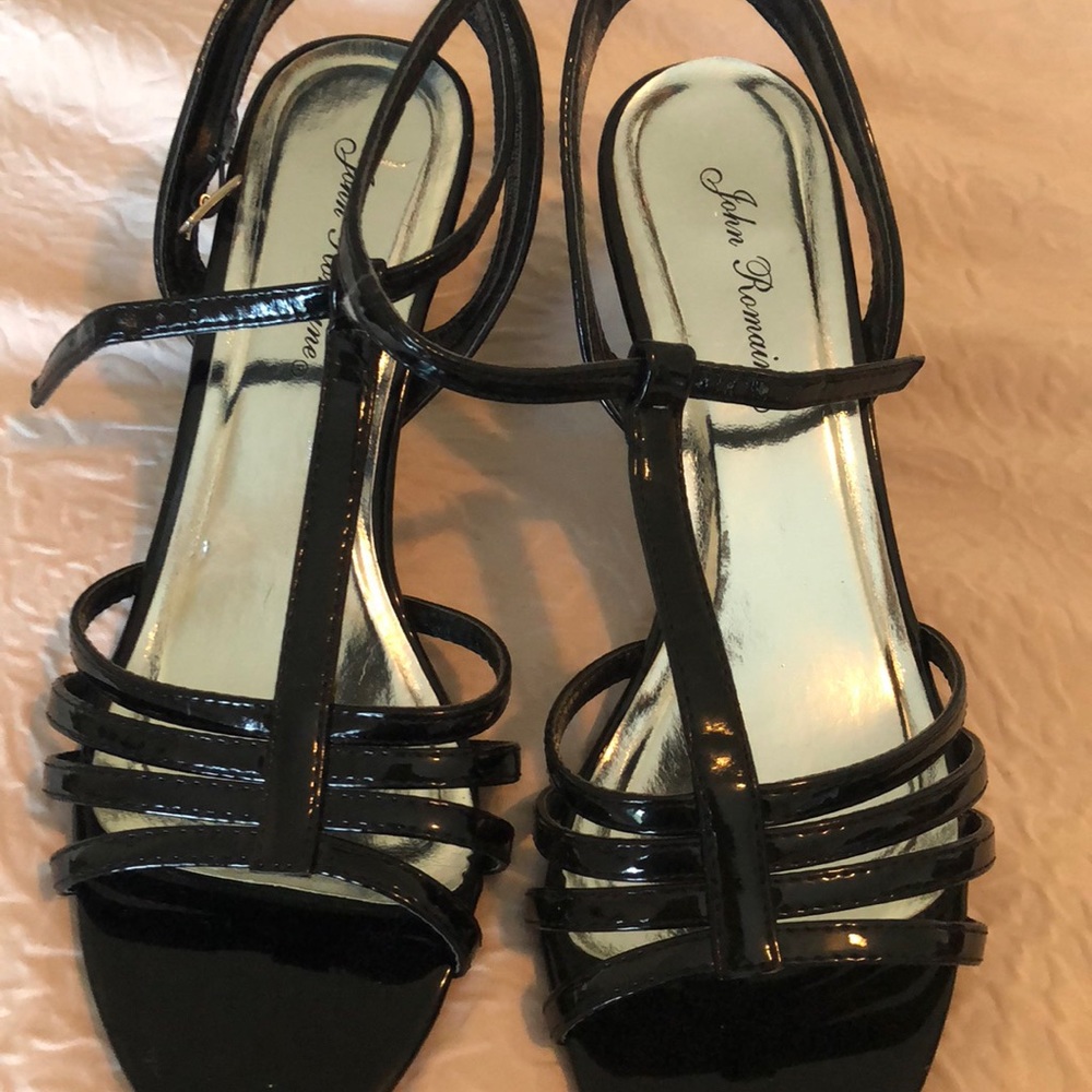 Heeled sandals